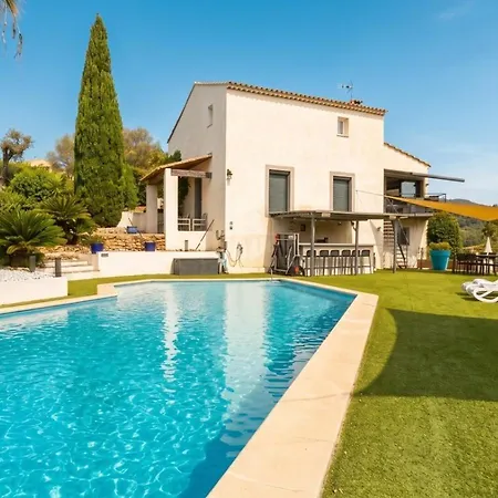 Maison Blanche Valcros * La Londe-les-Maures